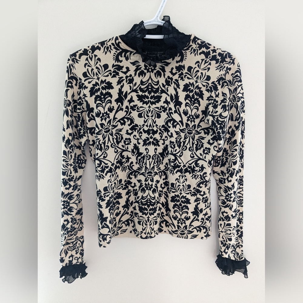 Vintage Silk Blend Top Floral Pattern Cream & Black With Ruffles Size S/M